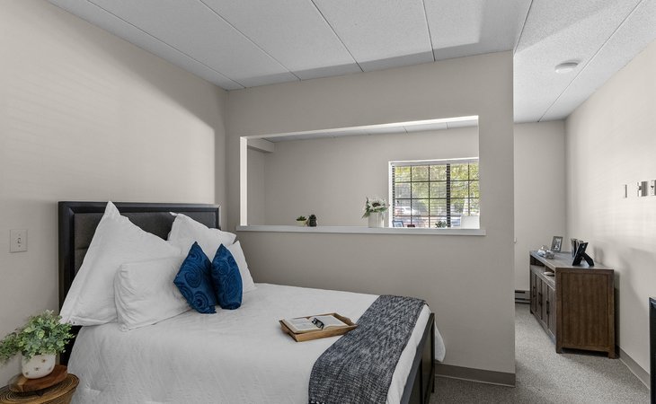 smithfield-woods-senior-living-02917-42150_7