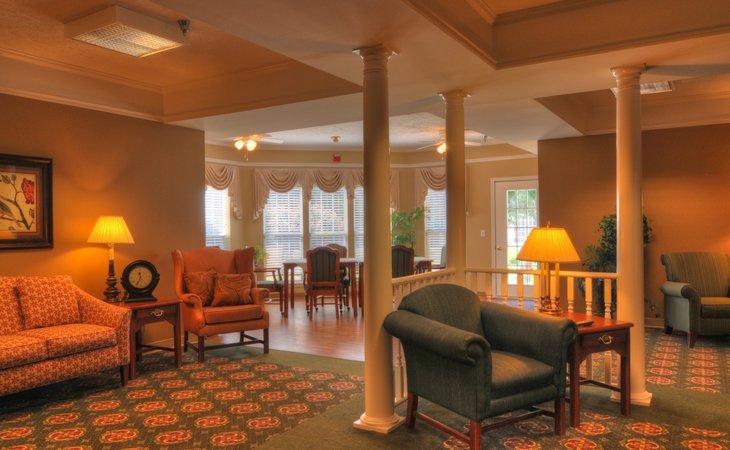 charter-senior-living-of-gallatin-37066-42575_3