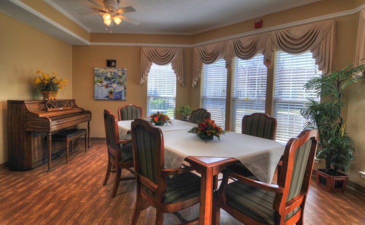charter-senior-living-of-gallatin-37066-42575_4