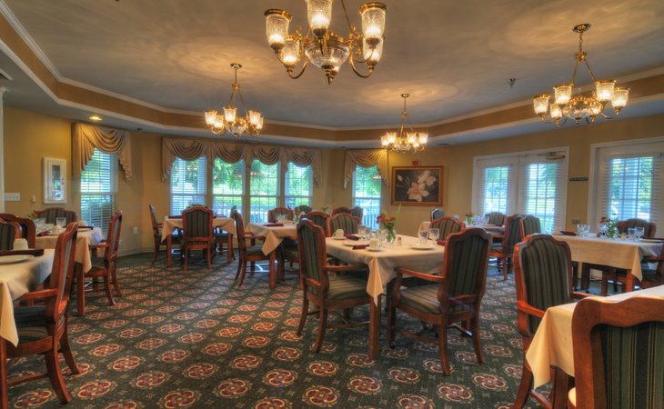 charter-senior-living-of-gallatin-37066-42575_6