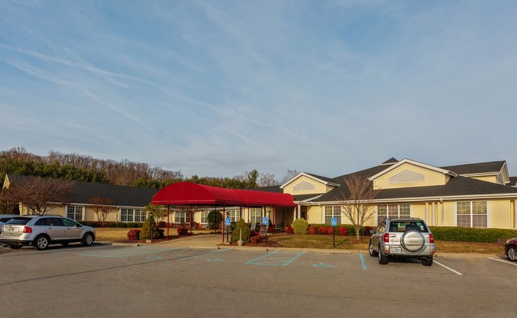 american-house-johnson-city-37601