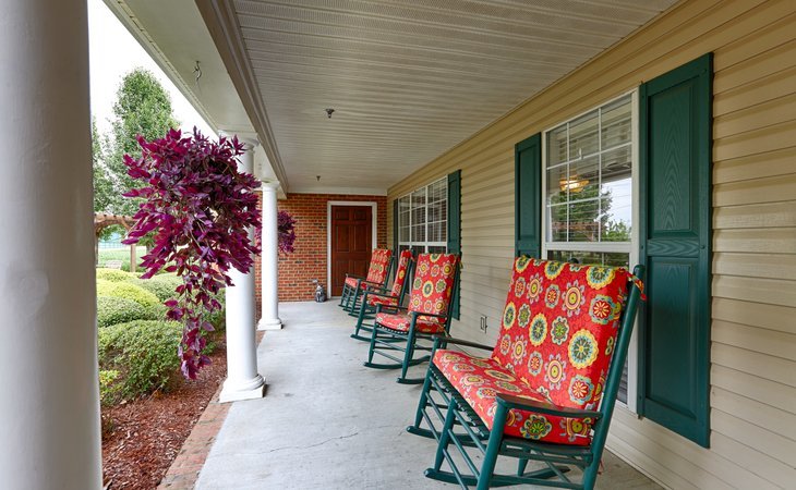 country-cottage-lawrenceburg-38464