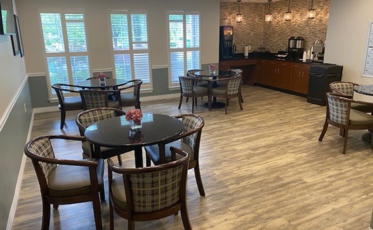 belmont-village-memphis-38120-42690_7