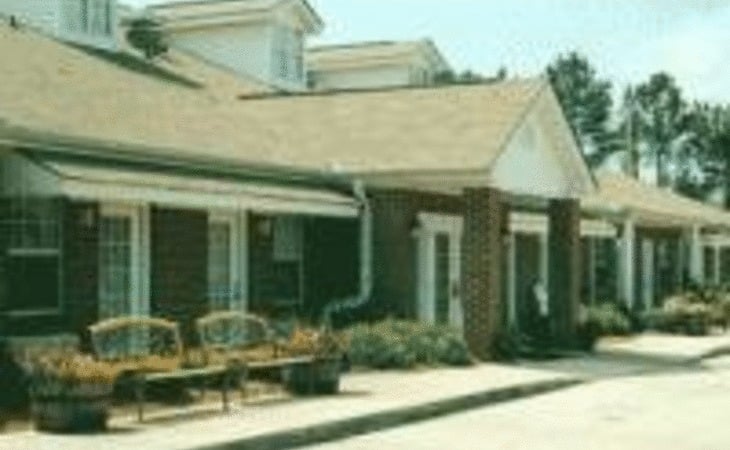 summers-landing-retirement-care-center-38382-42792_2