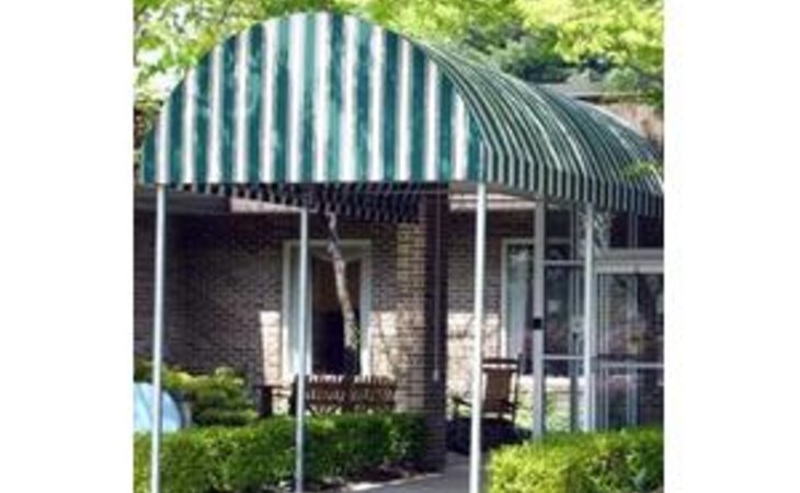 locust-grove-retirement-village-17058
