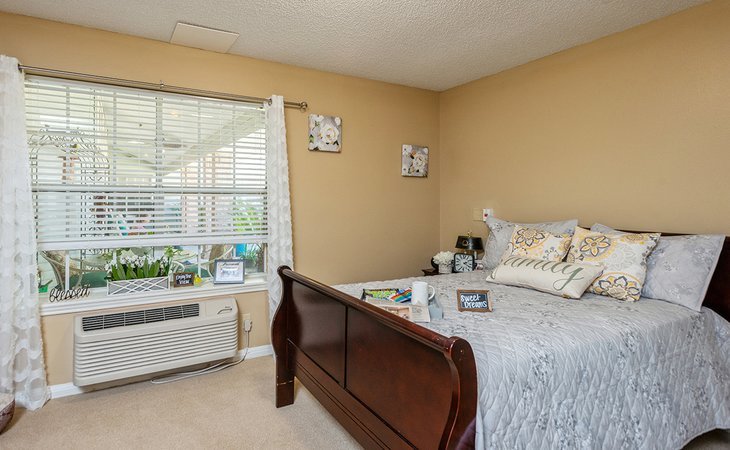 lucas-place-77703-42926_8