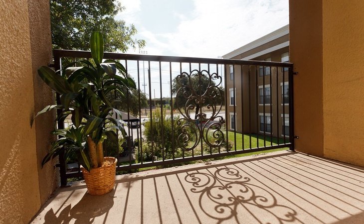 mirabella-assisted-living-76109-42941_7