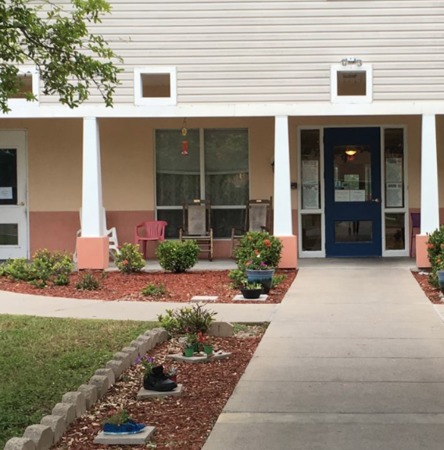 villa-northwest-assisted-living-78410