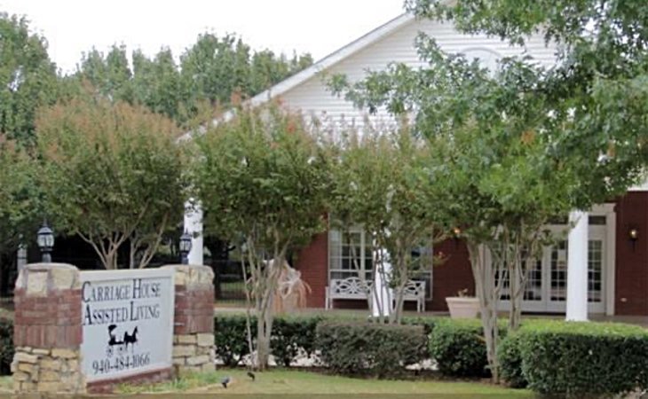 carriage-house-assisted-living-76201