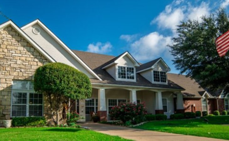 deer-creek-senior-living-75115