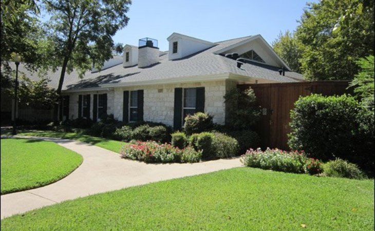 colonial-gardens-fort-worth-76116
