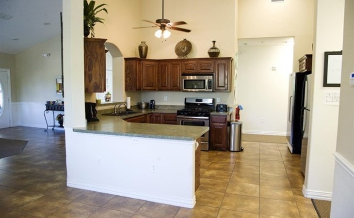 mayberry-gardens-assisted-living-and-memory-care-homes-75040-43278_3
