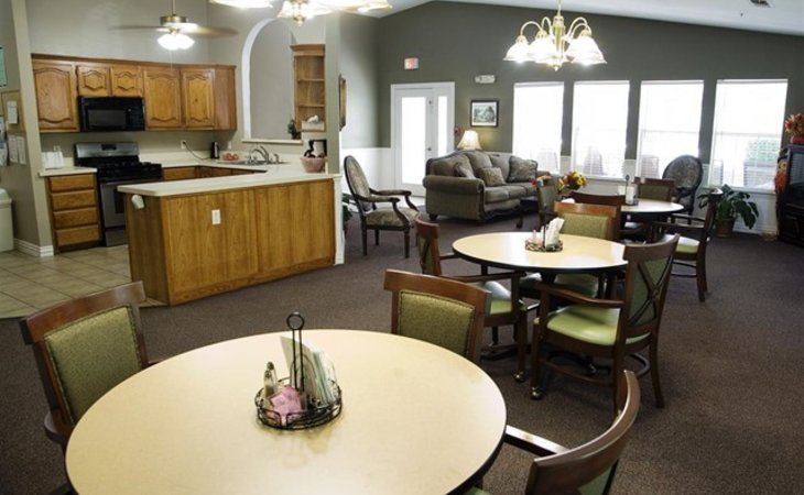 mayberry-gardens-assisted-living-and-memory-care-homes-75040-43278_8