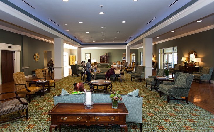 clarewood-house-senior-community-77036