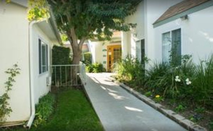 chatsworth-park-care-center-91311-4401_8