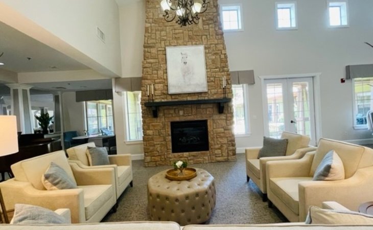 azalea-trails-assisted-living-memory-care-75703-44056_5