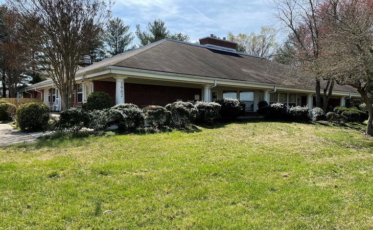 fredericksburg-assisted-living-22407