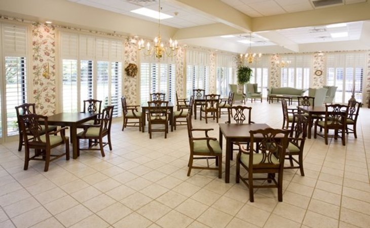 the-hidenwood-assisted-living-and-retirement-community-23606