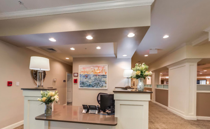 first-colonial-inn-23451-44762_2