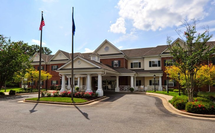 charter-senior-living-of-williamsburg-23185-44785_4