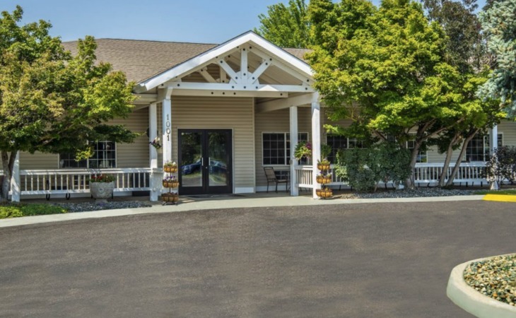 apple-springs-senior-living-98841