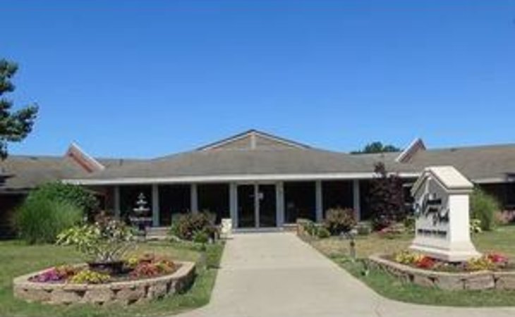 meadows-manor-north-retirement-and-convalescent-47804