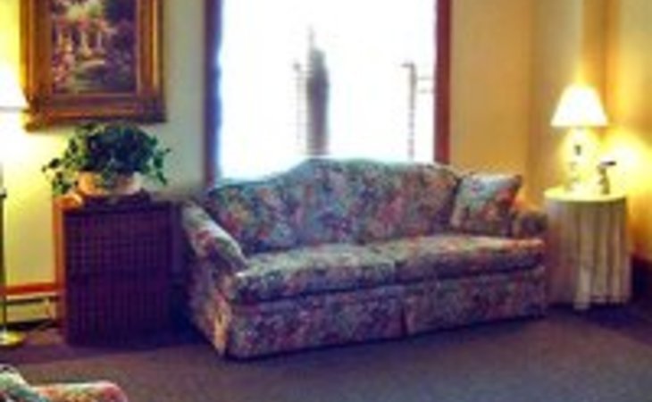 centennial-inn-54901-46013_2