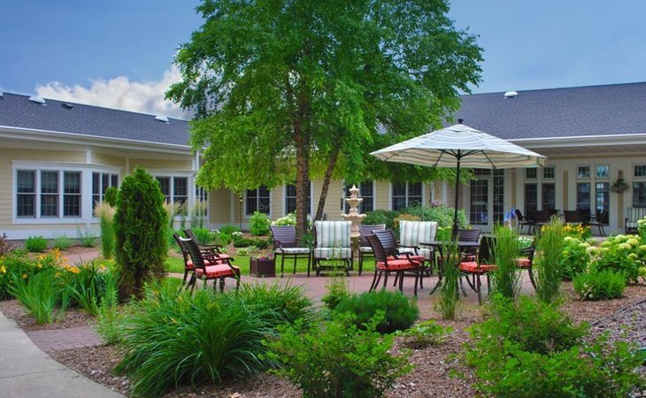 lakeshore-manor-54901-46026_2