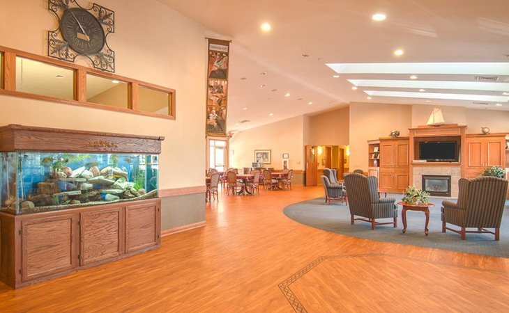 lakeshore-manor-54901-46026_3