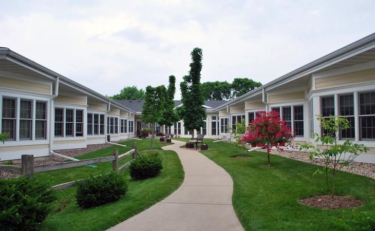 lakeshore-manor-54901-46026_4