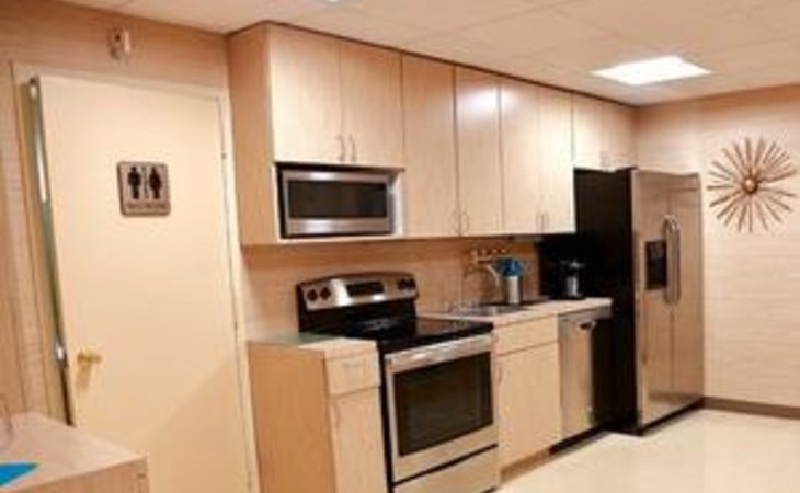 burbank-healthcare-rehab-91506-4706_4