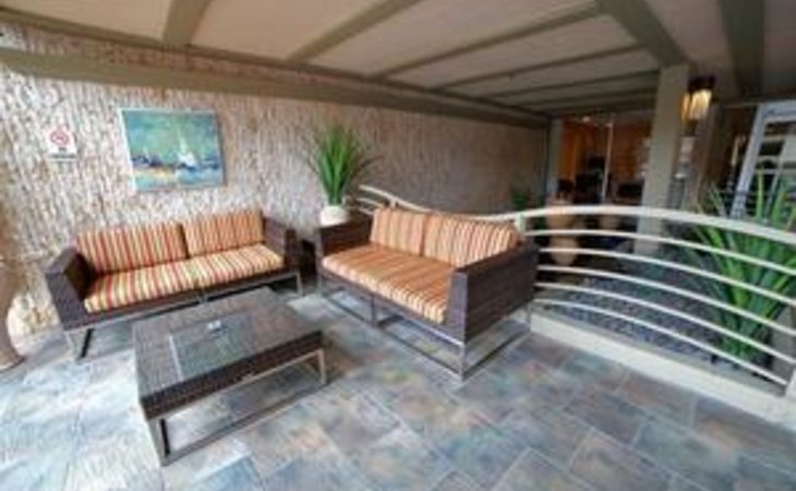 burbank-healthcare-rehab-91506-4706_5