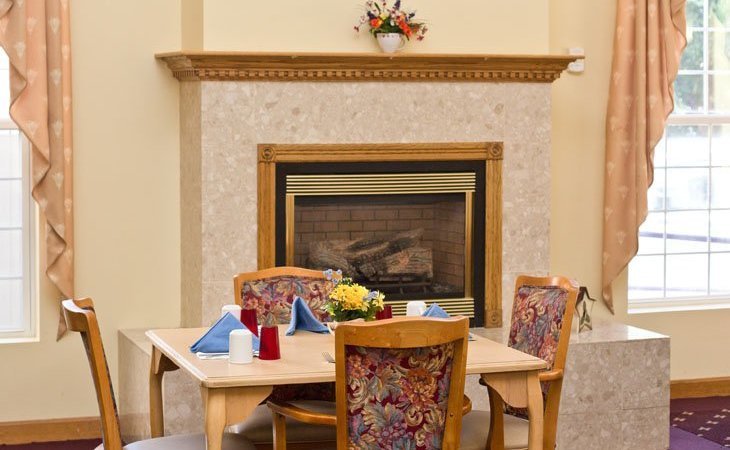manor-on-the-hill-01453-48471_4