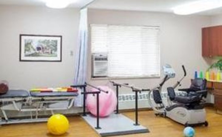 golden-peaks-care-and-rehabilitation-center-80524-5171_3