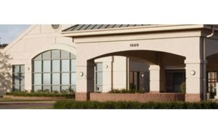 rosewood-care-center-of-rockford-61108