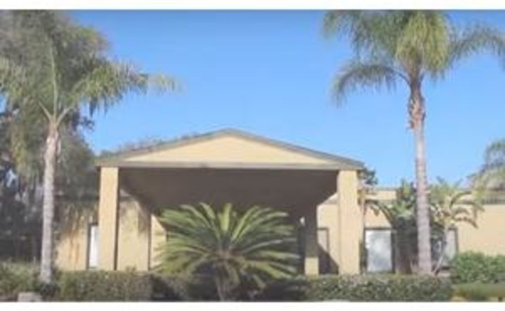fairway-oaks-center-33613
