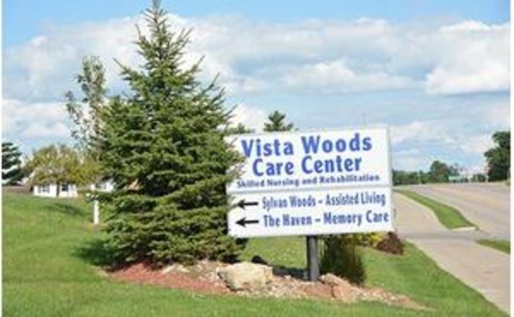 vista-woods-care-center-52501-5513_2