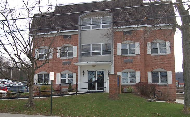 golden-livingcenter-stroud-18301