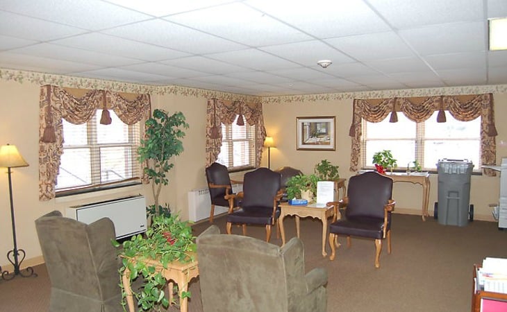 golden-livingcenter-stroud-18301-5921_2