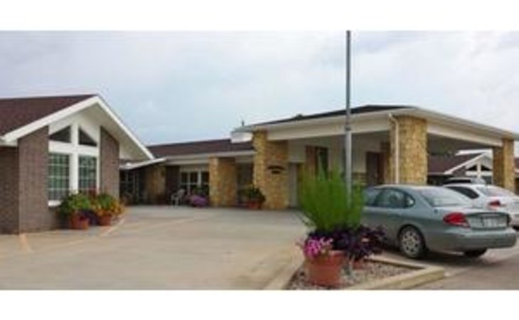 moundridge-manor-67107