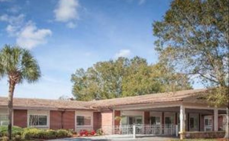 orchard-ridge-rehabilitation-and-nursing-center-34653-6271_2