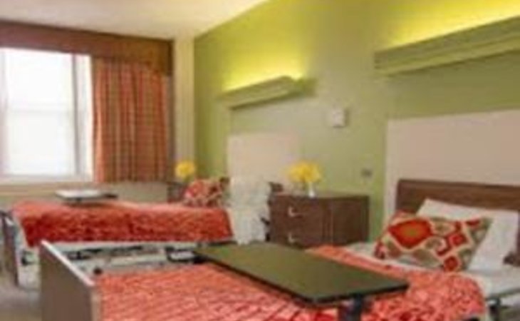 split-rock-rehabilitation-and-health-care-center-10466-6385_10