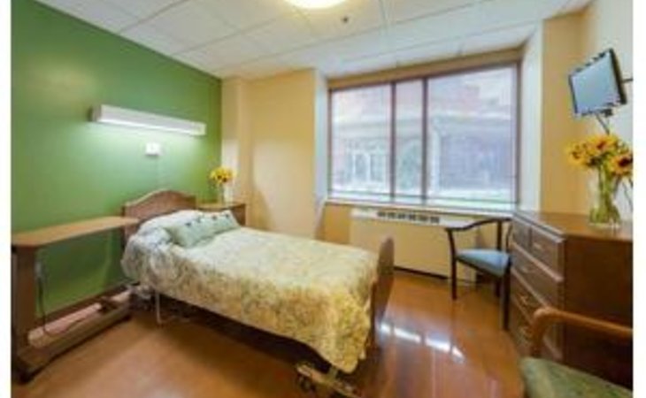spring-creek-rehabilitation-and-health-care-center-17111-6555_12