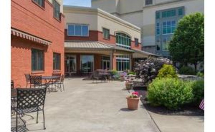 spring-creek-rehabilitation-and-health-care-center-17111-6555_19