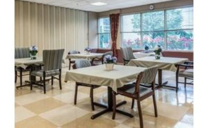 spring-creek-rehabilitation-and-health-care-center-17111-6555_8