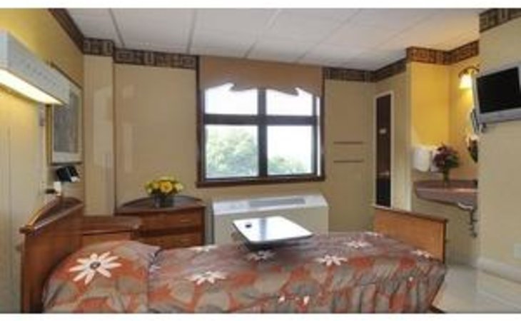 salem-hills-rehabilitation-and-nursing-center-10578-6830_4