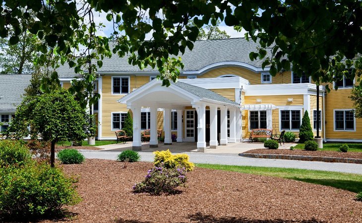 the-arbors-of-bedford-03110