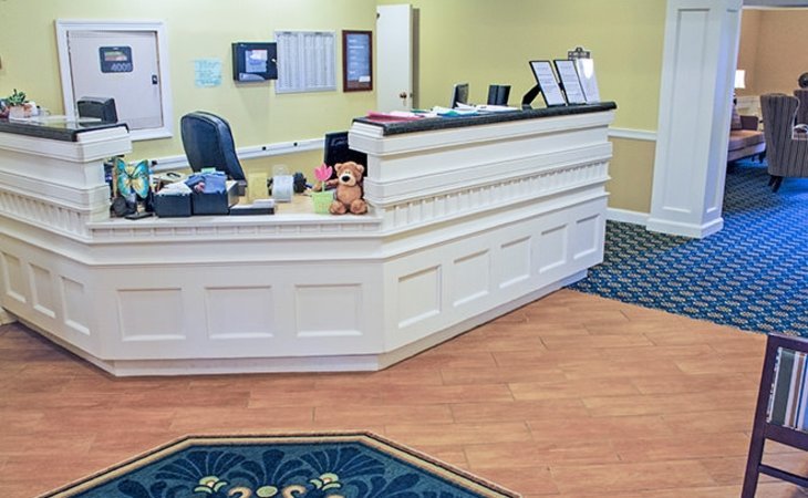 brookdale-gables-farmington-06032-70283_2