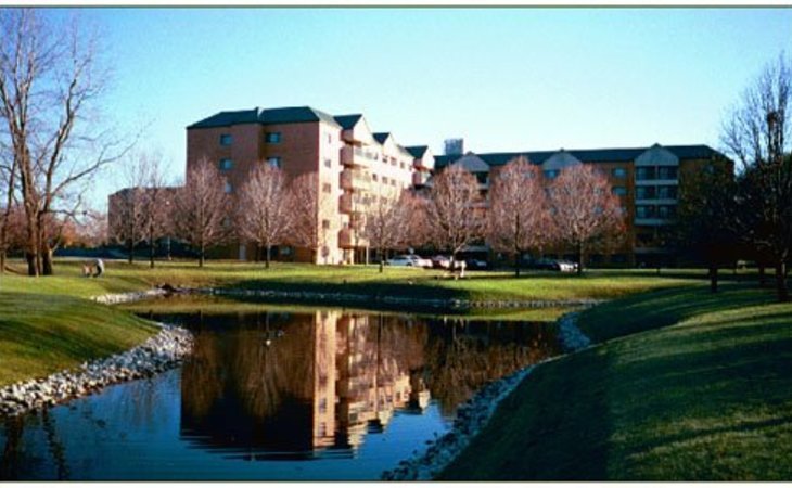waterford-estates-senior-living-60429