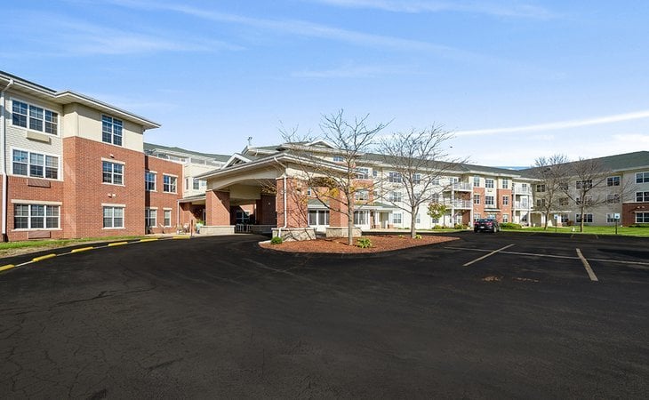 eagle-pointe-place-52002